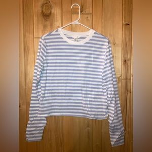 H&M blue and white striped long sleeve shirt - size L
